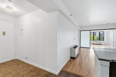 $725,000 | 189 Avenue C, Unit 6C | East Village
