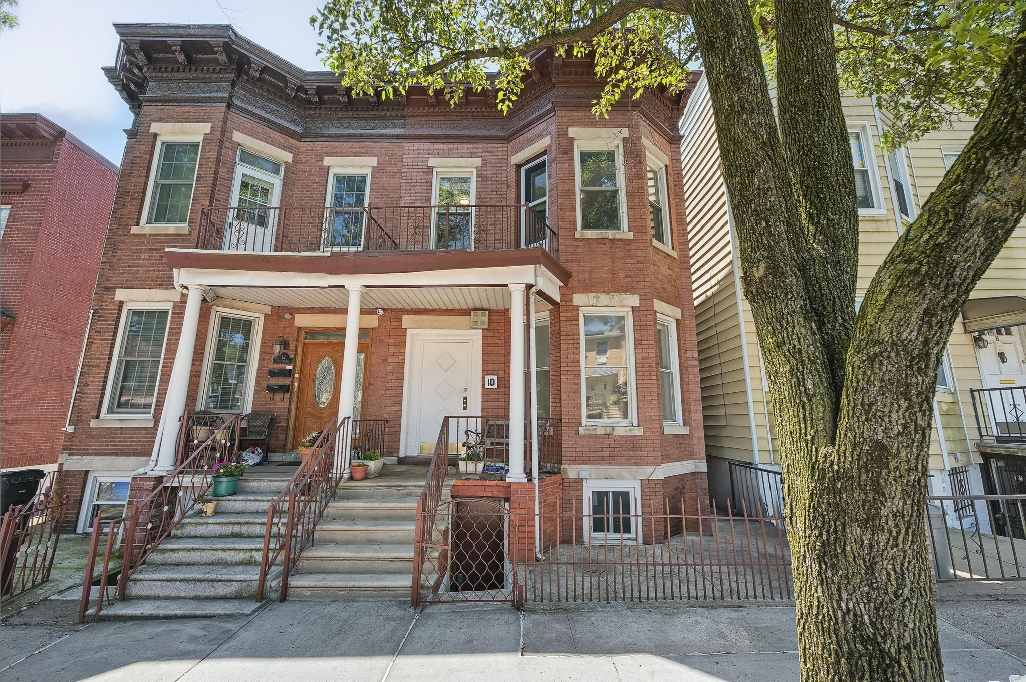 10 Seeley Street Brooklyn, NY 11218 - Photo 1 of 27 front view of a house