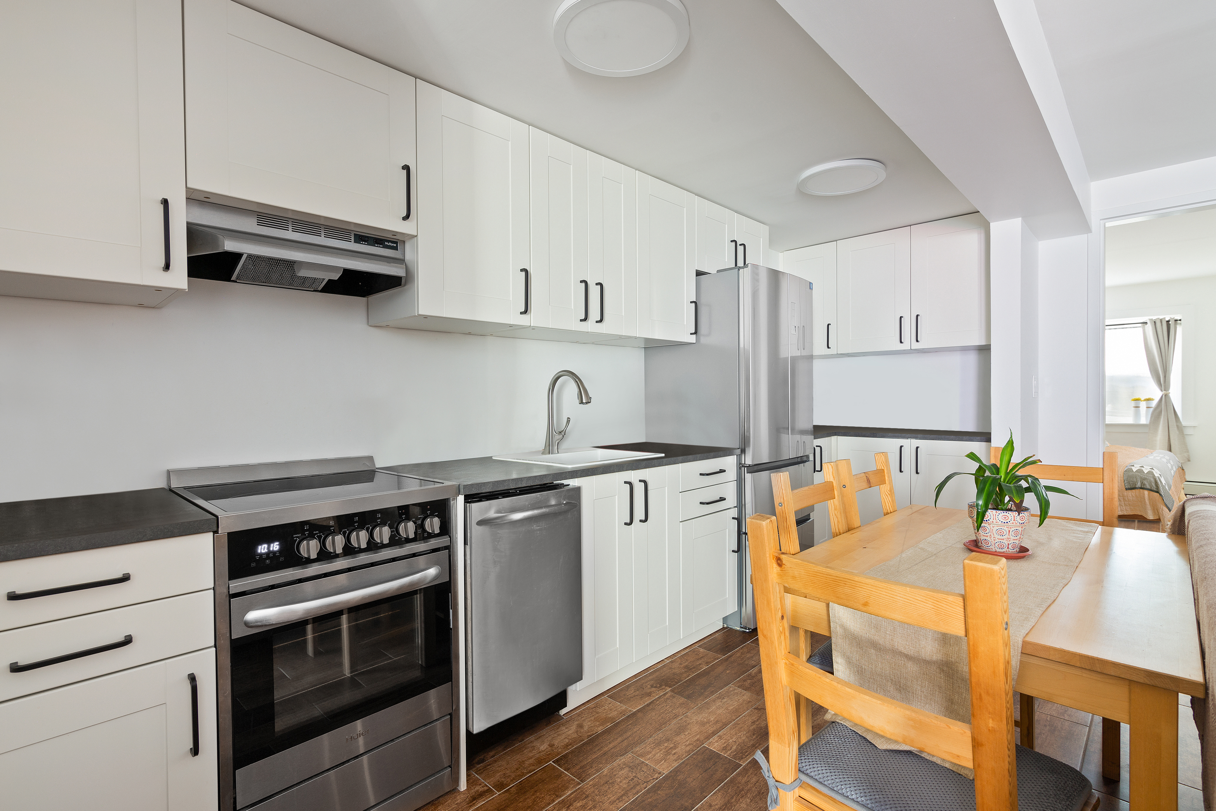 184 16th Street Brooklyn, NY 11215 - Photo 19 of 24