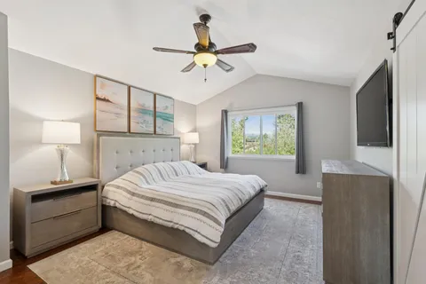 $1,049,000 | 112 Rose Petal Court, Petaluma, CA 94954