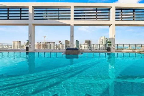 $375,000 | 151 Southeast 1st Street, Unit 1202, Miami, FL 33131