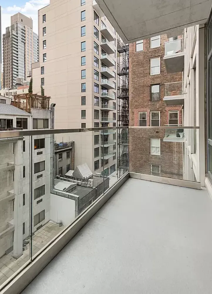 $6,800 | 133 West 22nd Street, Unit 7H | Chelsea