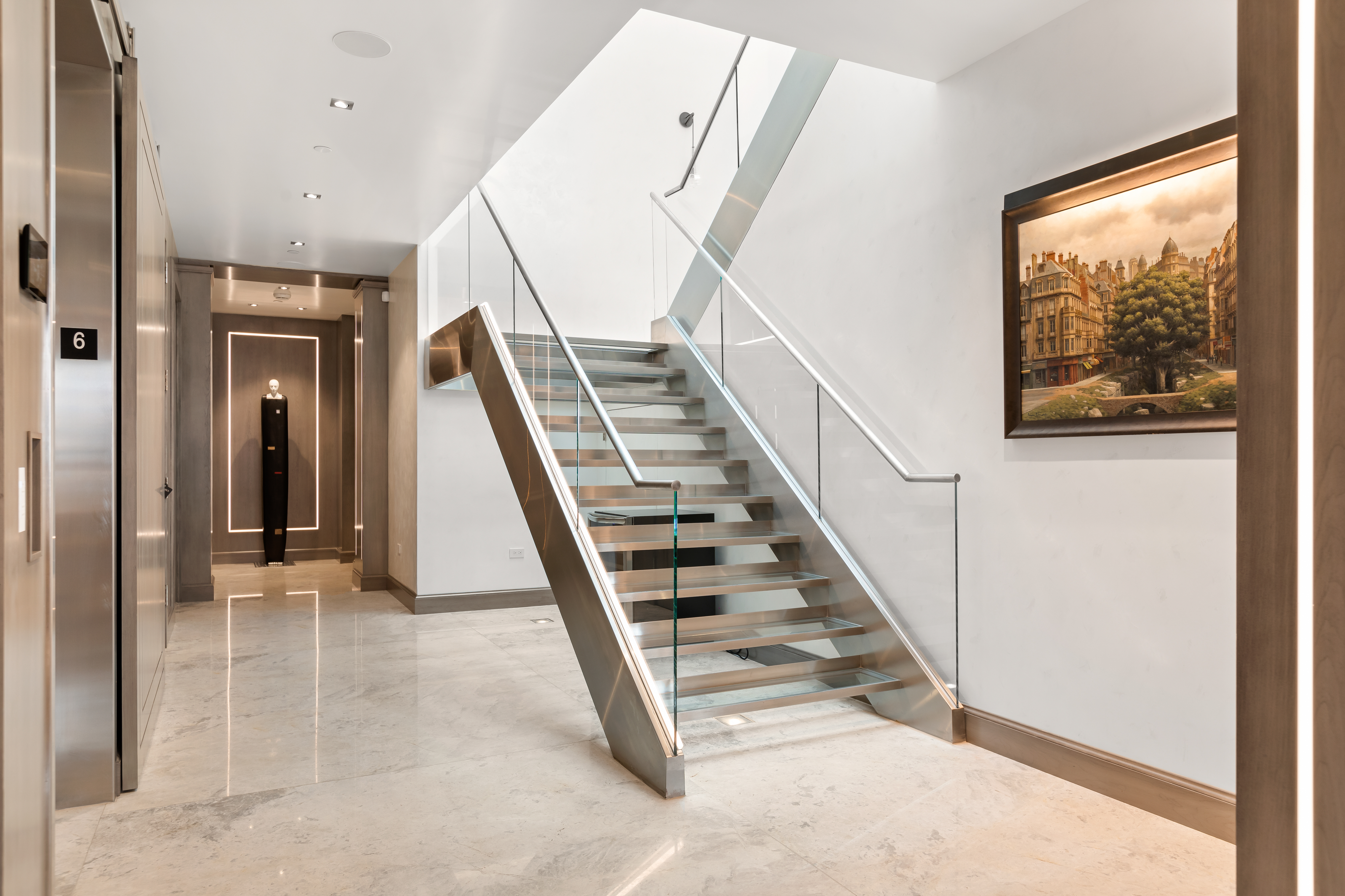 217-219 West Broadway Manhattan, NY 10013 - Photo 8 of 21