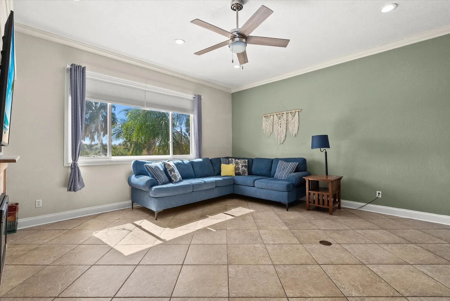 $574,900 | Undisclosed Address, Ruskin, FL 33570