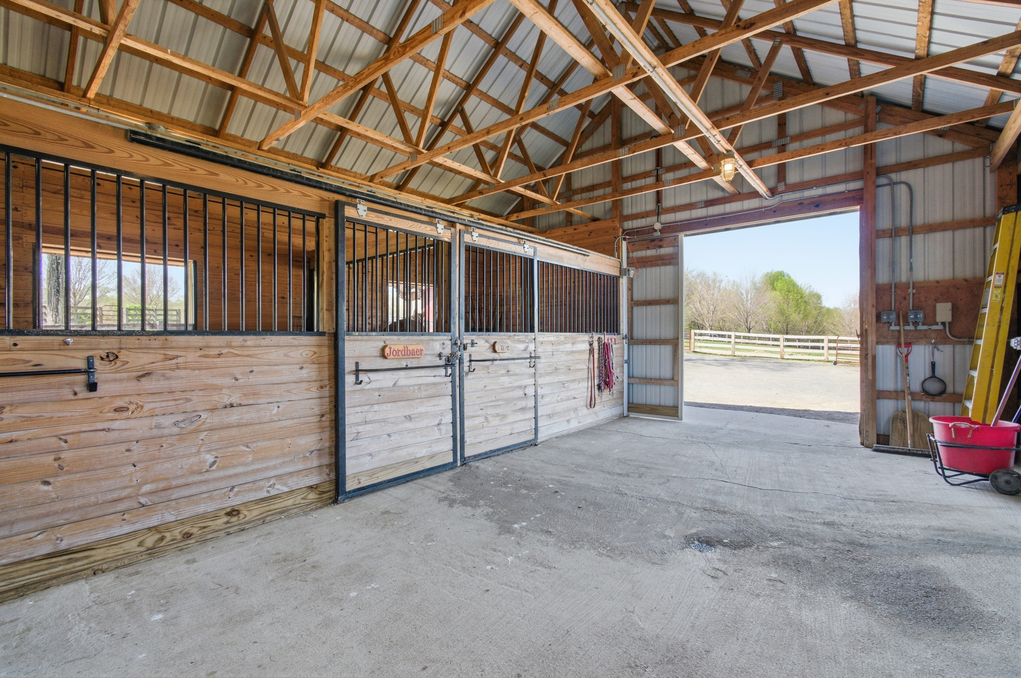 18905 Celebrity Lane Sandy Spring, MD 20860 - Photo 21 of 48