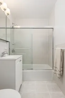 $740,000 | 1160 3rd Avenue, Unit 11E | Lenox Hill