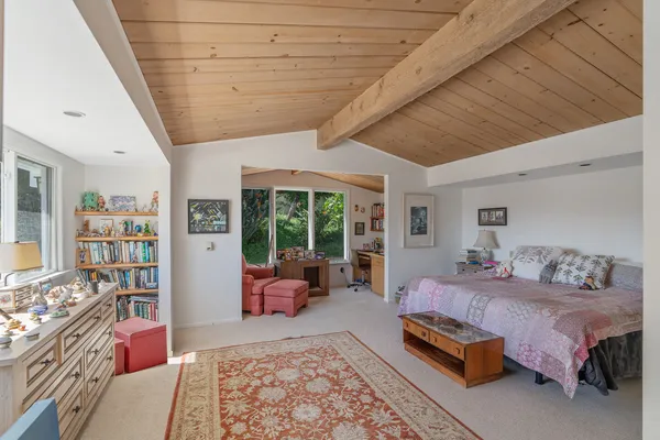 $2,399,000 | 913 Chattanooga Avenue, Pacific Palisades, CA 90272