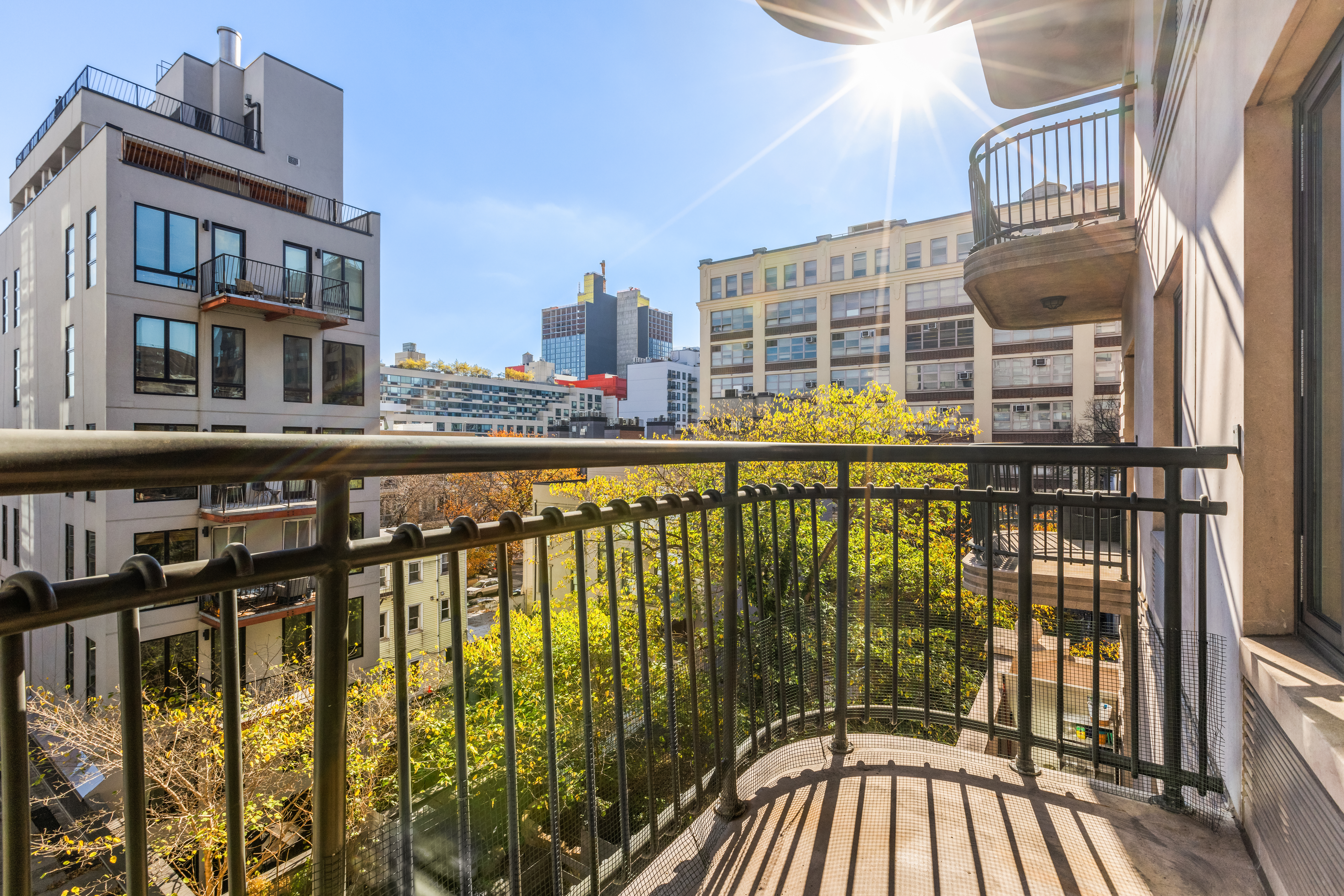 189 Bridge Street, Unit 3A Brooklyn, NY 11201 - Photo 6 of 19 a view of building from balcony