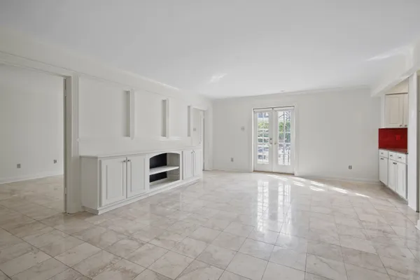 $225,000 | 3000 St Charles Avenue, New Orleans, LA 70115