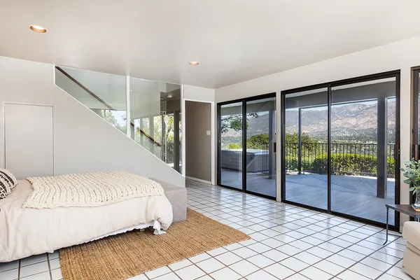 $2,695,000 | 1018 Glen Oaks Boulevard, Pasadena, CA 91105