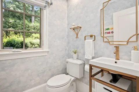 $4,100,000 | 7426 Dulany Drive, McLean, VA 22101