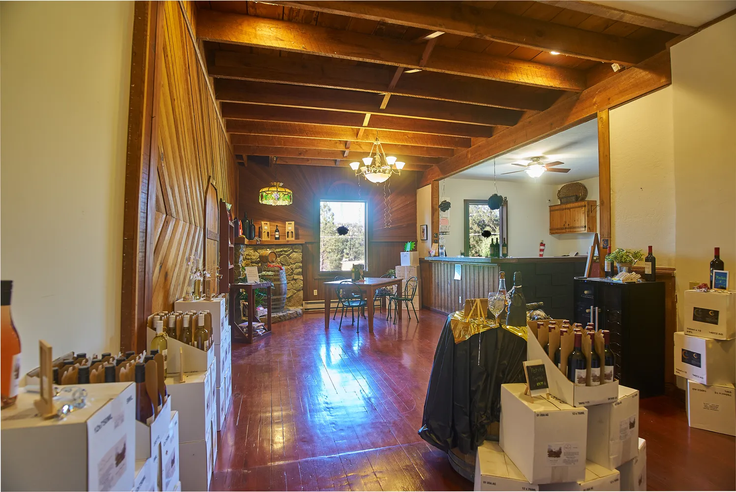 $2,495,000 | 14600 Highway 101, Hopland, CA 95449