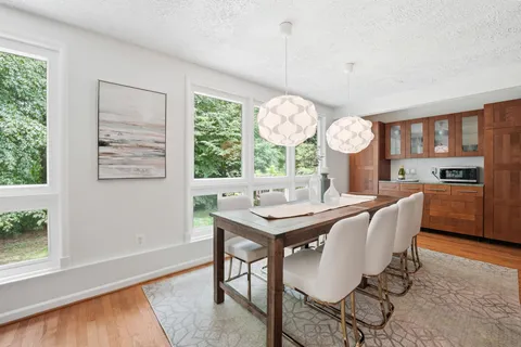 $795,000 | 3414 Country Hill Drive, Fairfax, VA 22030
