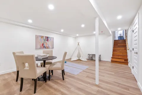 $3,299,000 | 7301 Marbury Road, Bethesda, MD 20817