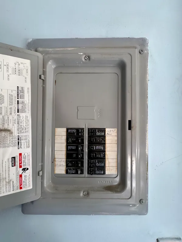 a view of a entryway of the house