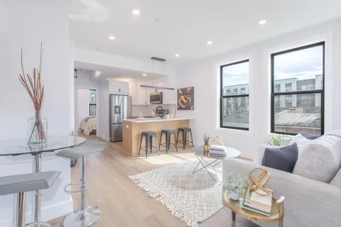 $470,000 | 1012 17th Place Northeast, Unit 7, Washington, DC 20002