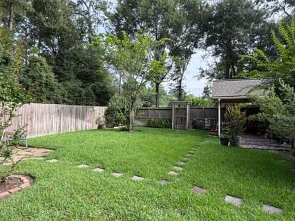 $299,000 | 511 Springwood Drive, Conroe, TX 77385