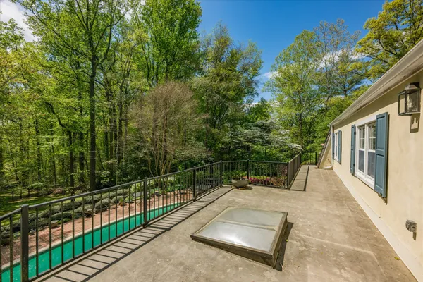 $2,400,000 | 11304 Skipwith Lane, Potomac, MD 20854