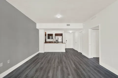 $375,000 | 950 Brickell Bay Drive, Unit 802, Miami, FL 33131