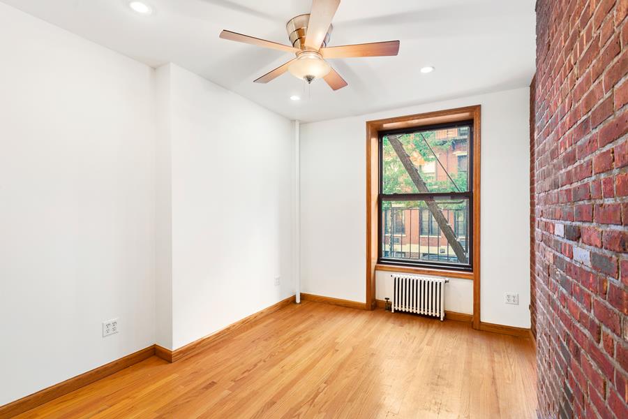 258 West 15th Street, Unit 1FE Manhattan, NY 10011 - Photo 3 of 5