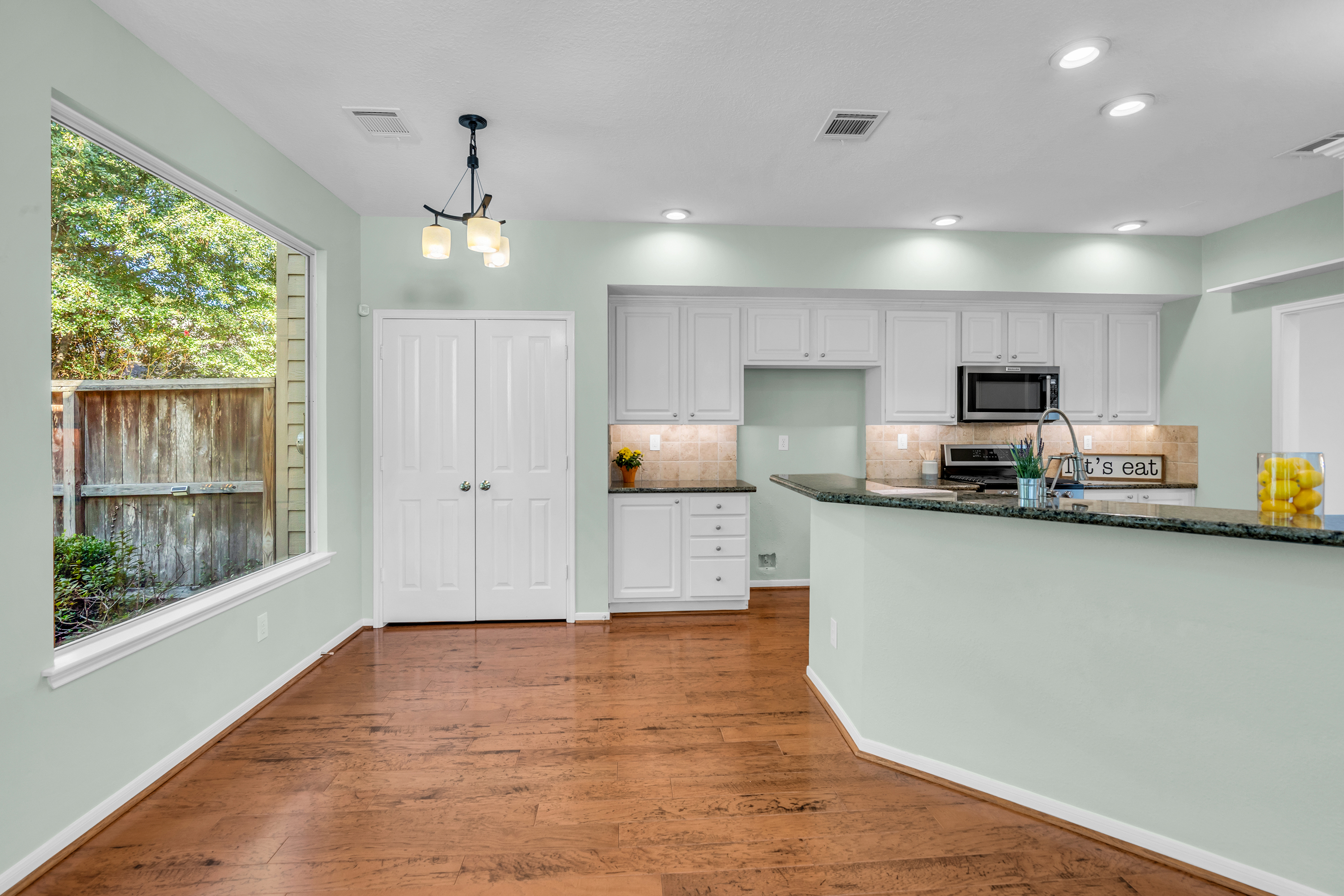 75 Lakeridge Drive Spring, TX 77381 - Photo 19 of 45 Gallery Image 19