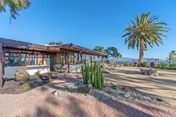 $1,999,000 | 17728 Ridgeway Road, Granada Hills, CA 91344
