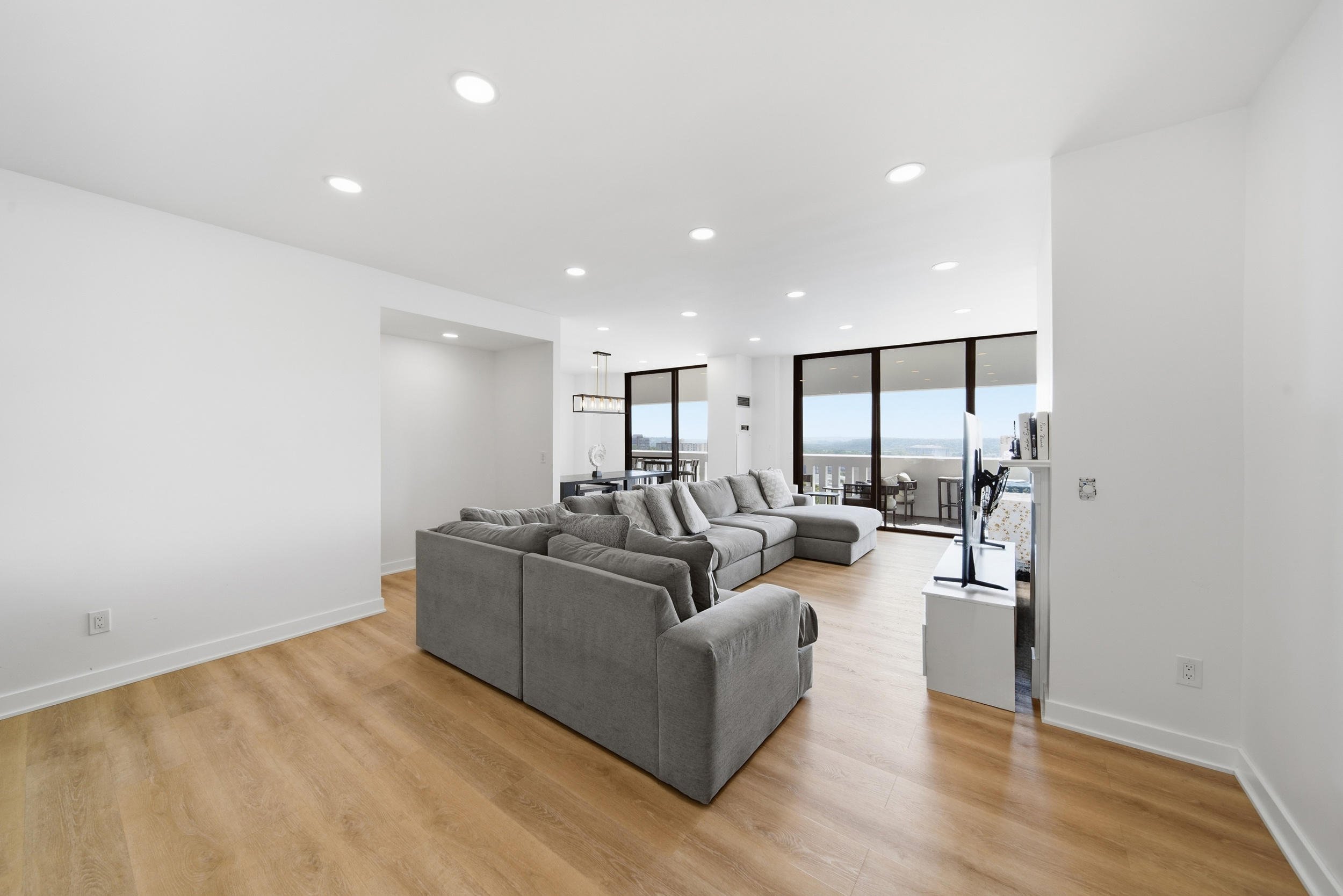 6101 Edsall Road, Unit 1805 Alexandria, VA 22304 - Photo 23 of 49 Gallery Image 23