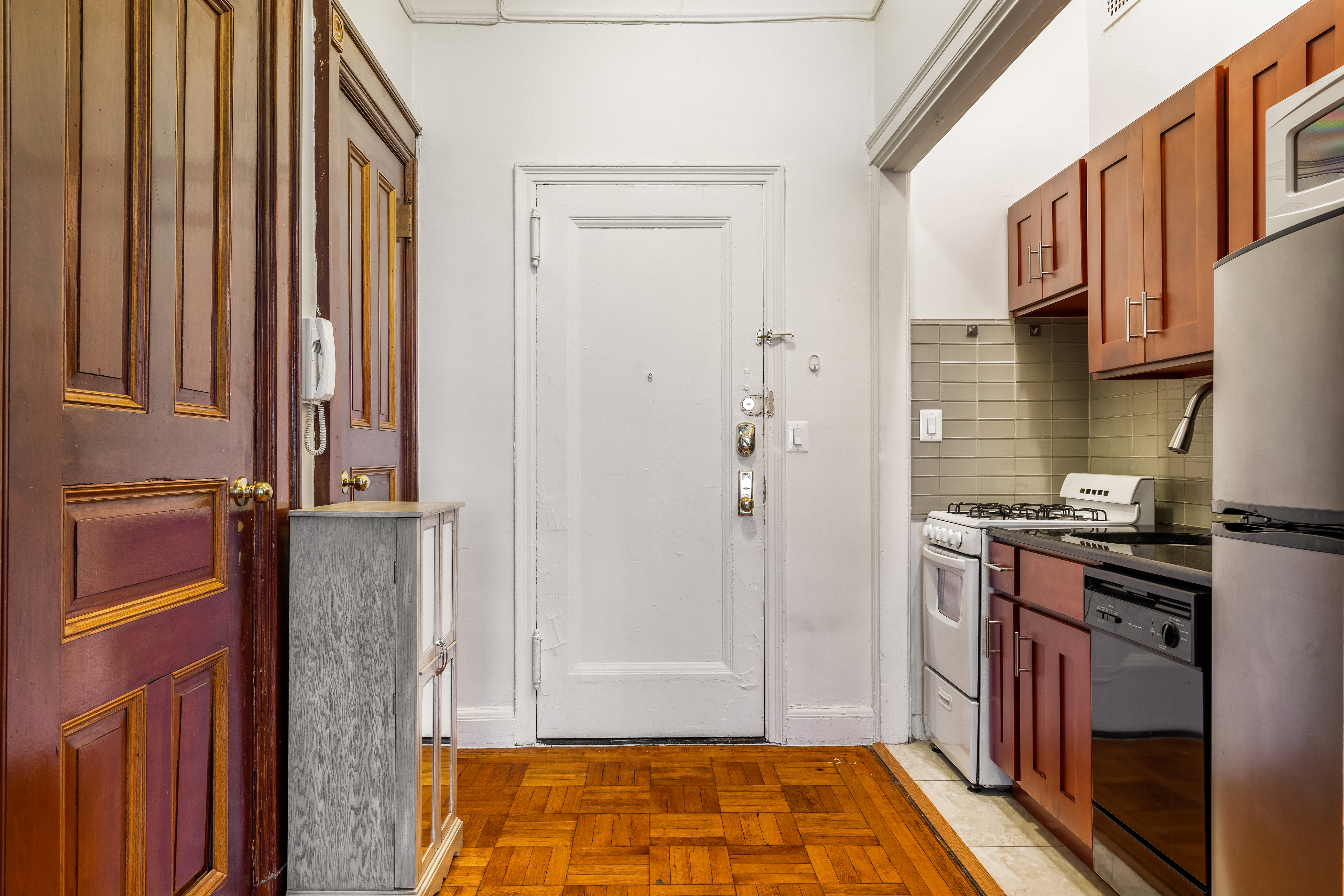 284 5th Avenue, Unit 5A Manhattan, NY 10001 - Photo 3 of 6