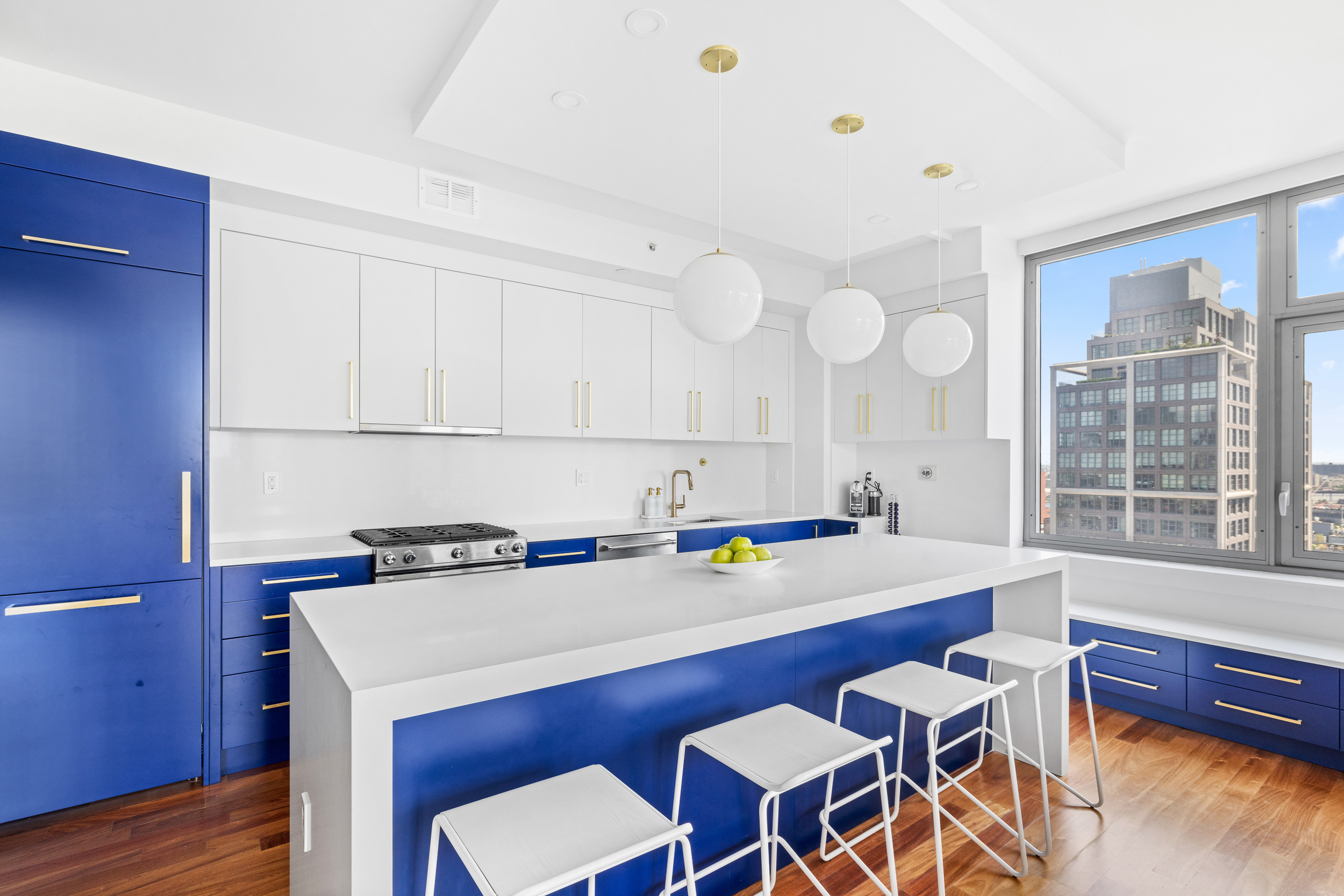 100 Jay Street, Unit 20F Brooklyn, NY 11201 - Photo 5 of 20 a view of kitchen with breakfast area