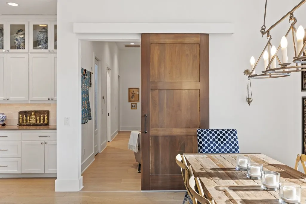 $3,895,000 | 9508 Veletta Place, Austin, TX 78735