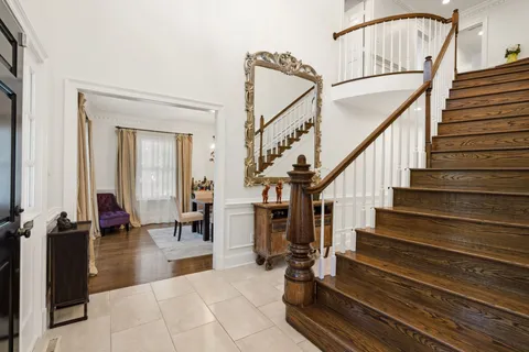 Contact Agent | 5313 Massachusetts Avenue, Bethesda, MD 20816