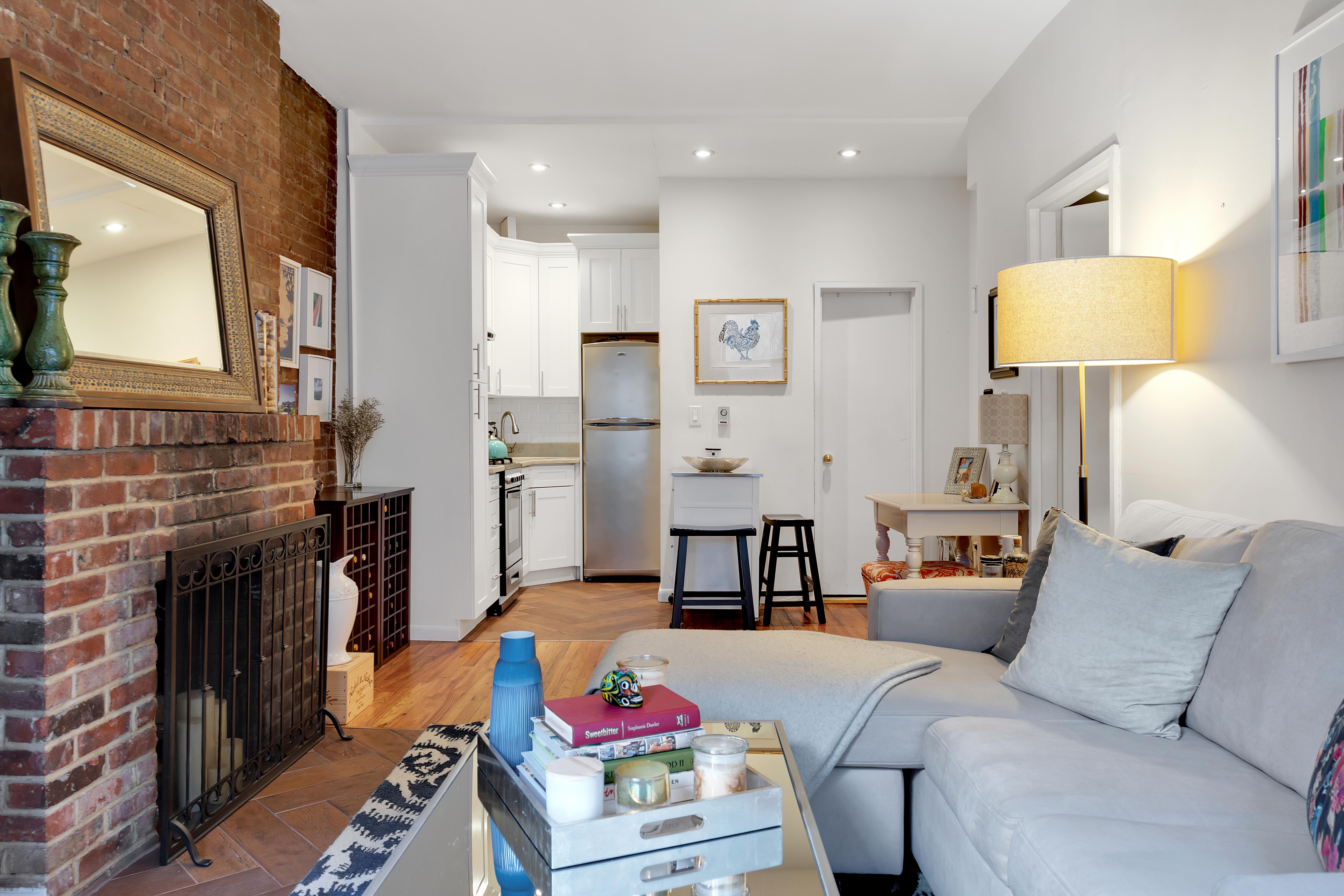 311 West 82nd Street, Unit 3A Manhattan, NY 10024 - Photo 2 of 7