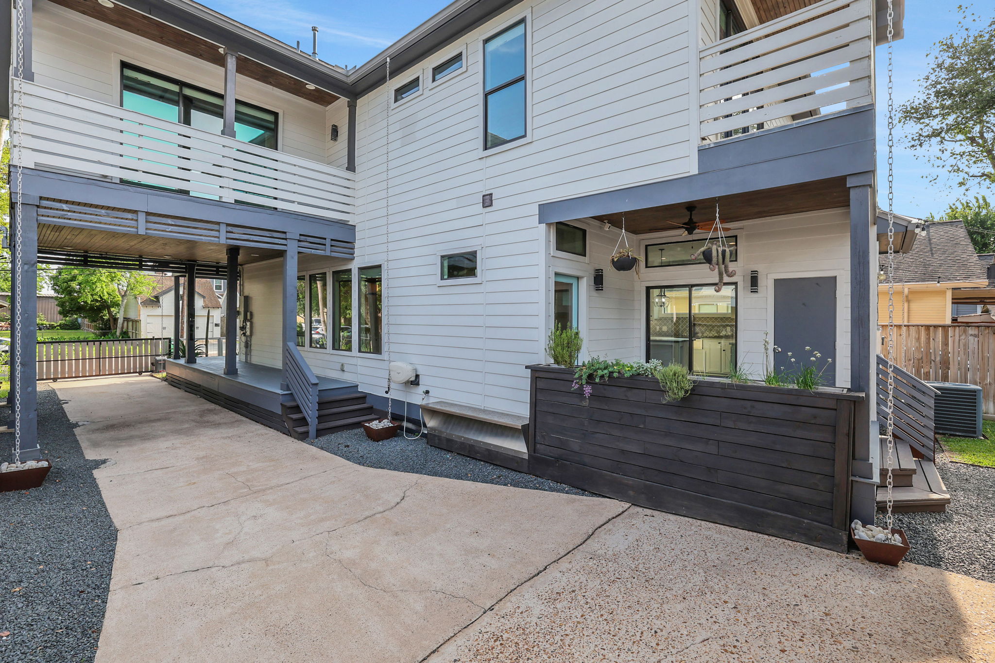 914 Robbie Street Houston, TX 77009 - Photo 8 of 78