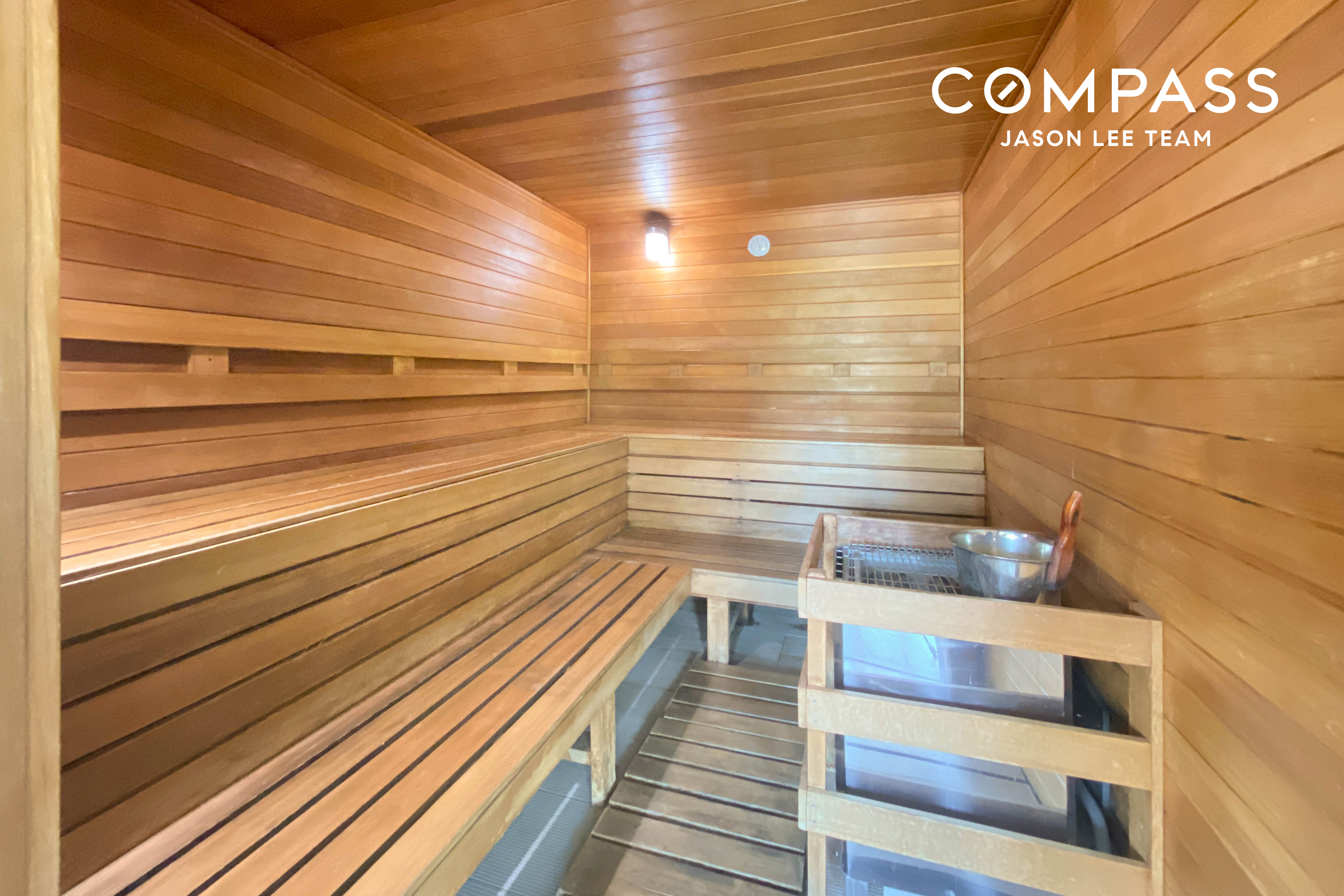 330 East 38th Street, Unit 38E Manhattan, NY 10016 - Photo 26 of 35 a view of entryway