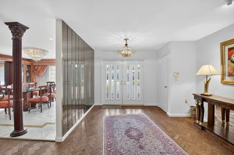 $2,000,000 | 2101 Northwest 25th Street, Boca Raton, FL 33431