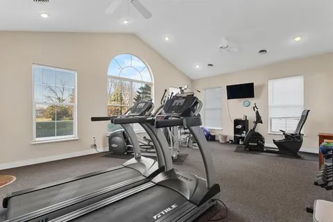 $525,000 | 10 Pond View Way, Fitchburg, WI 53711