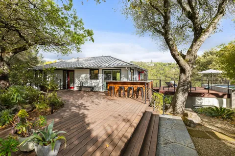 Contact Agent | 17140 Keaton Avenue, Sonoma, CA 95476