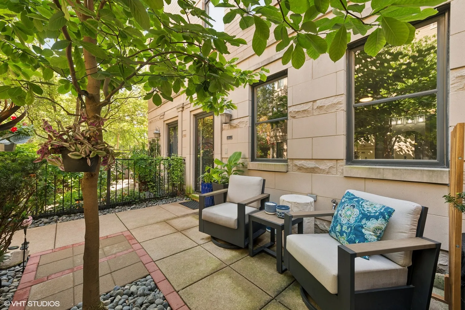 $895,000 | 1816 South Indiana Avenue, Unit G, Chicago, IL 60616