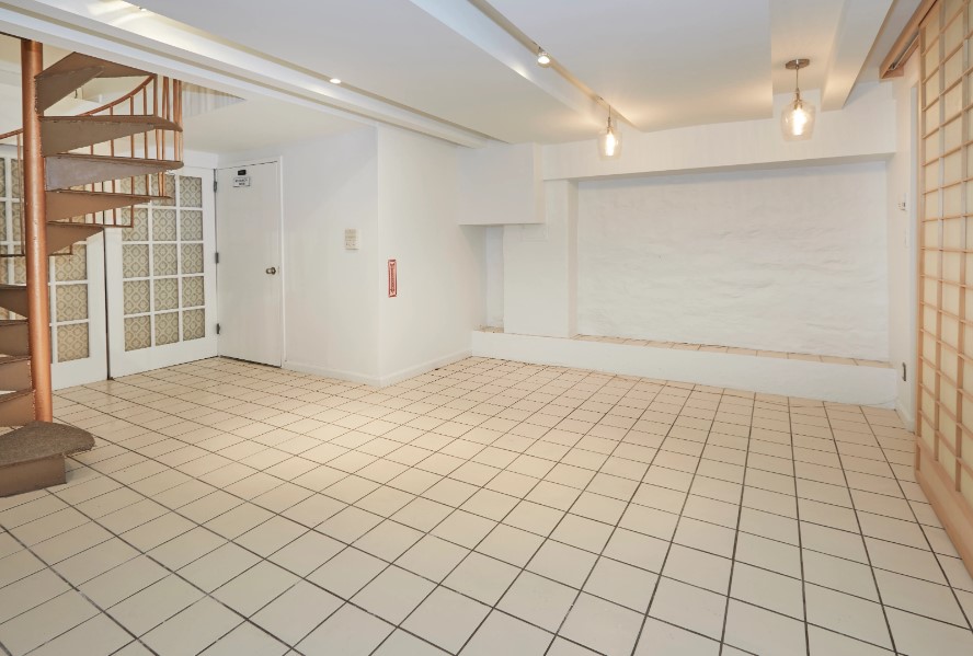 32 East 3rd Street, Unit GARDEN Manhattan, NY 10003 - Photo 17 of 20