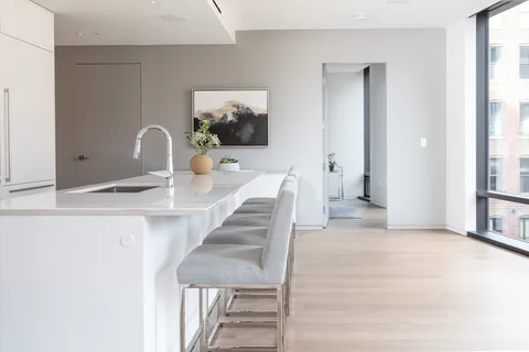 $2,995,000 | 10 Farnsworth Street, Unit 3A, Boston, MA 02210