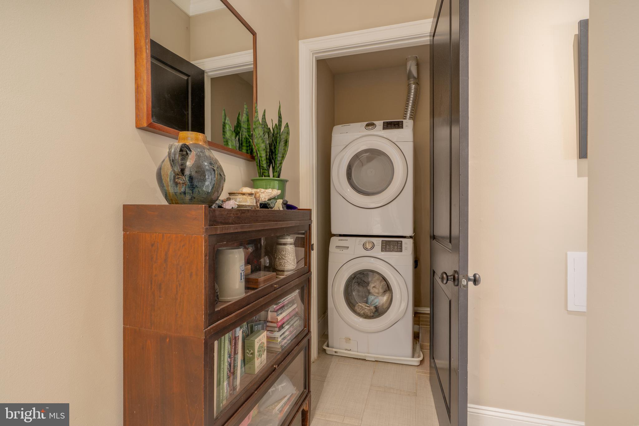 2464 Ontario Road Northwest, Unit 1 Washington, DC 20009 - Photo 18 of 33 Gallery Image 18