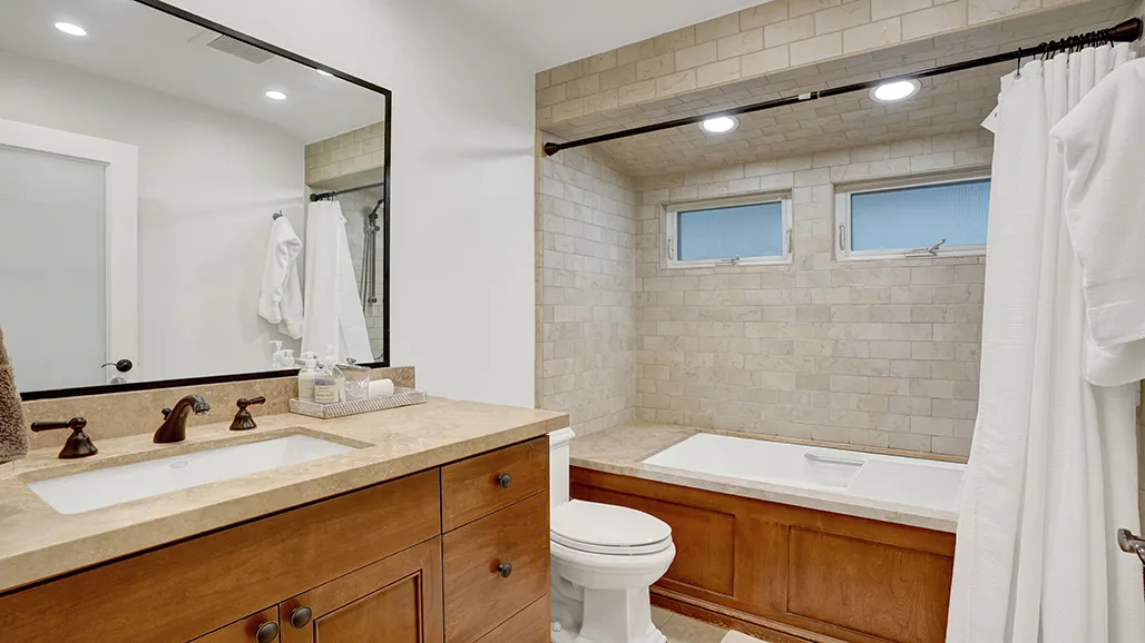 $2,000,000 | 2208 Fortuna, Newport Beach, CA 92660