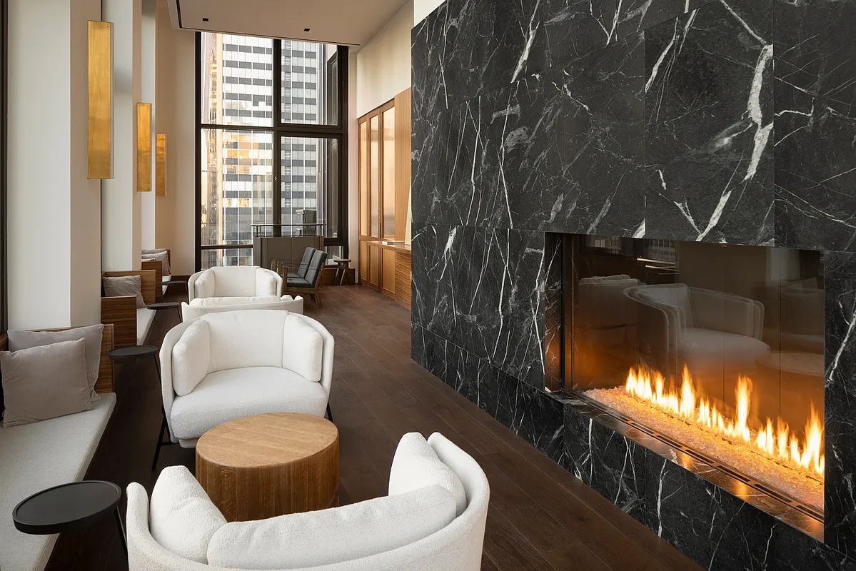 135 East 47th Street, Unit 3B Manhattan, NY 10017 - Photo 10 of 24