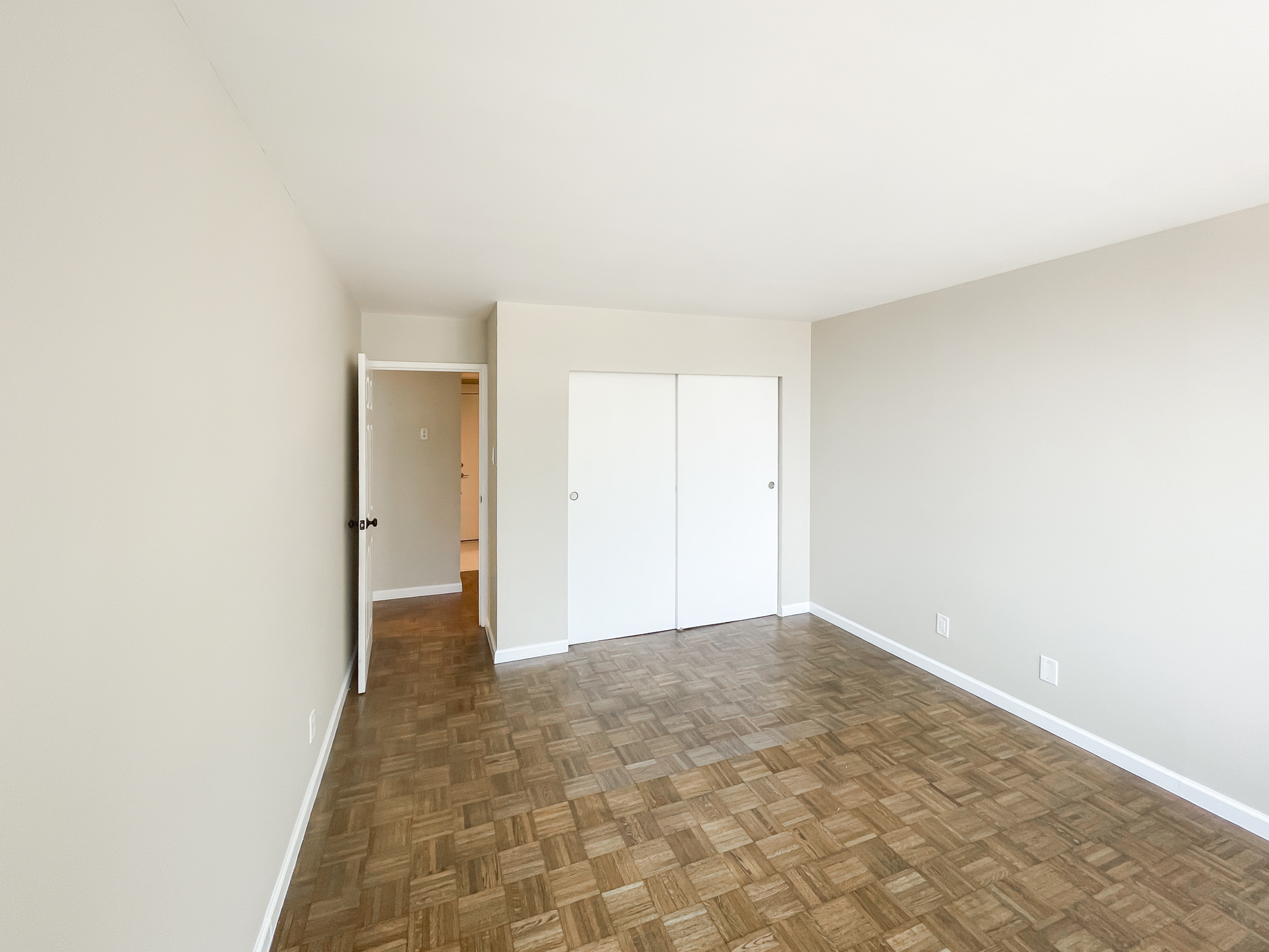 755 Narrows Road North, Unit 605 Staten Island, NY 10304 - Photo 5 of 8