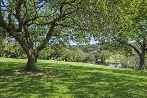 $925,000 | 1904 Lakeway Boulevard, Lakeway, TX 78734