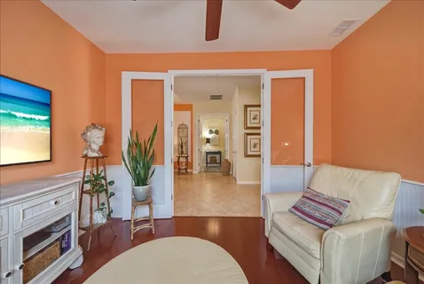 $430,000 | 4109 66th Terrace East, Sarasota, FL 34243
