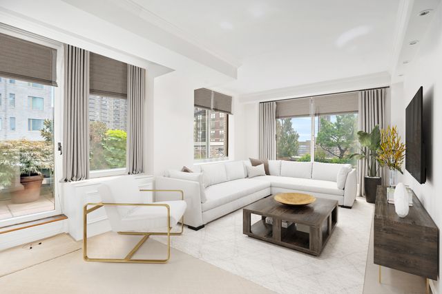 $3,175,000 | 170 East 87th Street, Unit EPH1A | Upper East Side