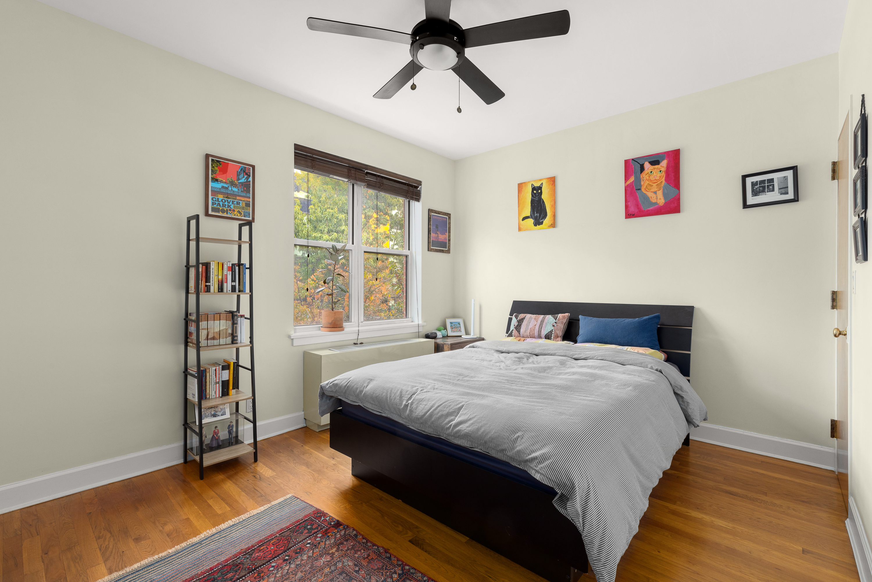 40 Dean Street, Unit 2B Brooklyn, NY 11201 - Photo 3 of 7 a bedroom with a bed and a window