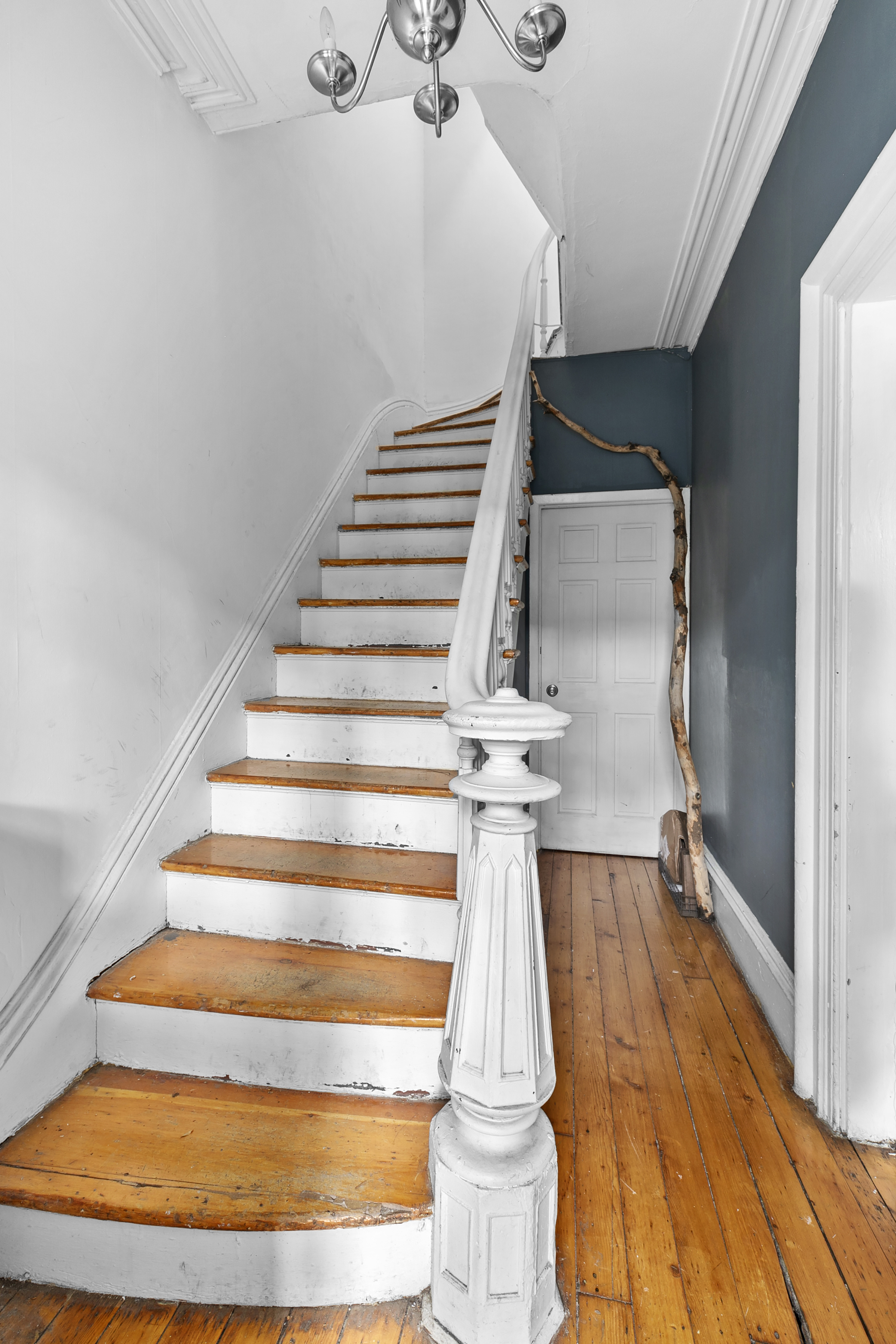 10 Orient Avenue Brooklyn, NY 11211 - Photo 5 of 16