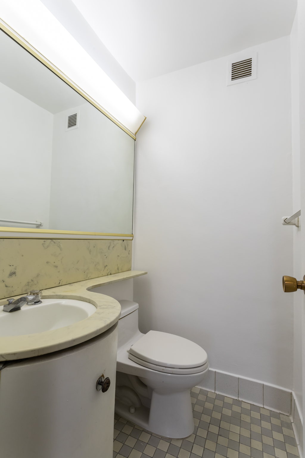 400 East 56th Street, Unit 8C Manhattan, NY 10022 - Photo 9 of 14
